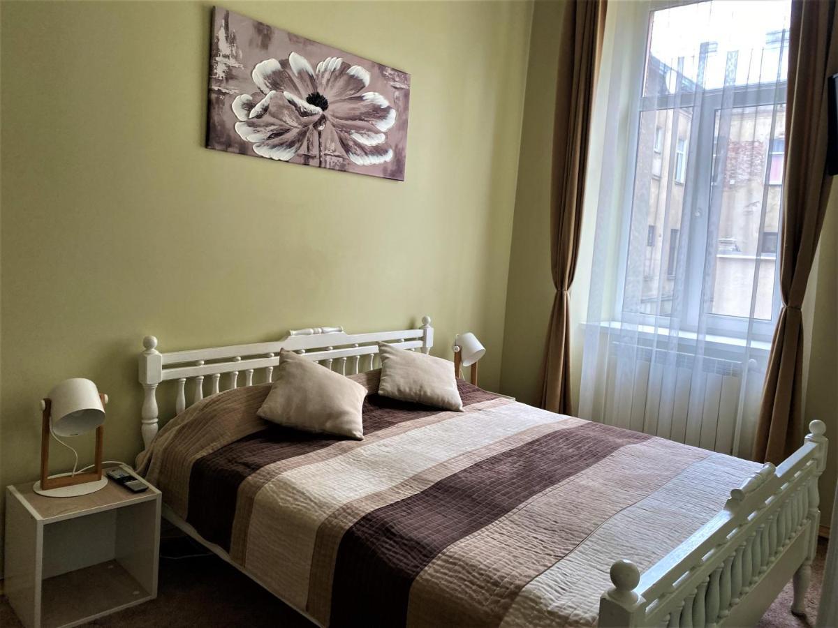 Glorious Apartment Near The Old City Leópolis Exterior foto