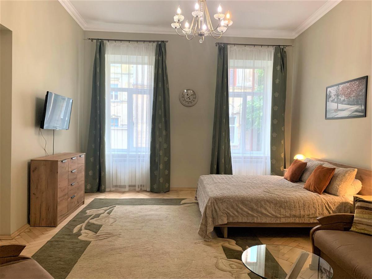 Glorious Apartment Near The Old City Leópolis Exterior foto